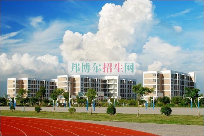 北京航空航天大學(xué)招生辦聯(lián)系電話(huà)