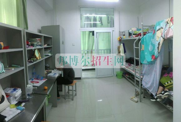 河南財(cái)政稅務(wù)高等?？茖W(xué)校宿舍條件