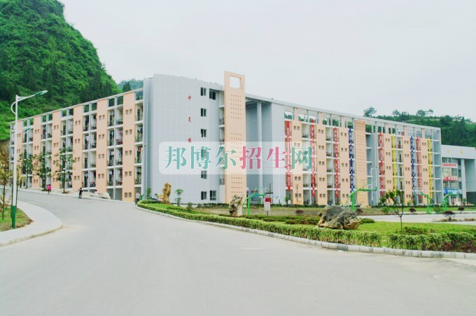 銅仁職業(yè)技術(shù)學(xué)院是幾專(zhuān)