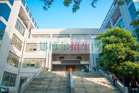 武漢體育學院體育科技學院網(wǎng)站網(wǎng)址