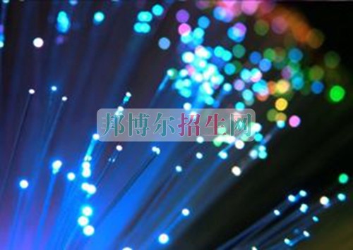 有通信技術(shù)學校嗎