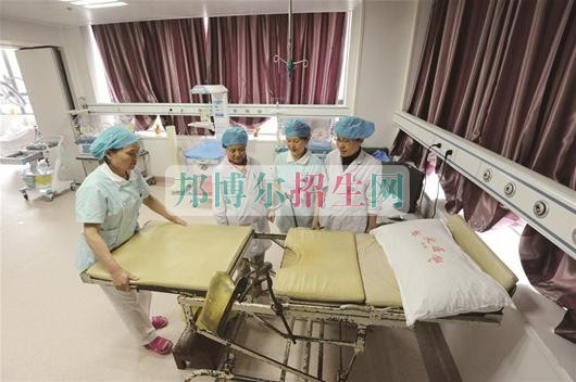 以助產(chǎn)護理為王牌的大專學校有哪些