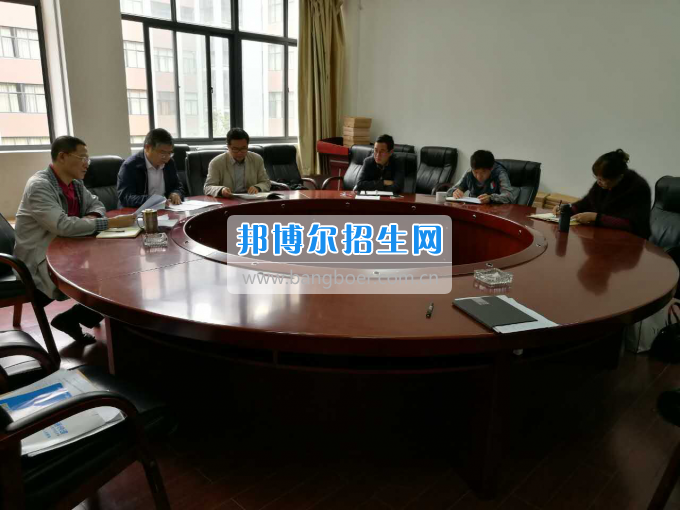 云南財經大學統(tǒng)計與數(shù)學學院黨委及各黨支部開展學習廖俊波同志先進事跡活動