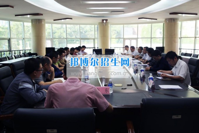 省市紀委領(lǐng)導(dǎo)蒞臨攀枝花學院土木工程學院調(diào)研黨風廉政建設(shè)工作