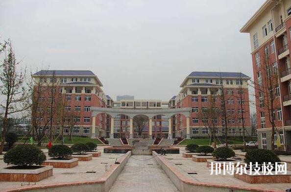 重慶教育管理學(xué)校怎么樣、好不好
