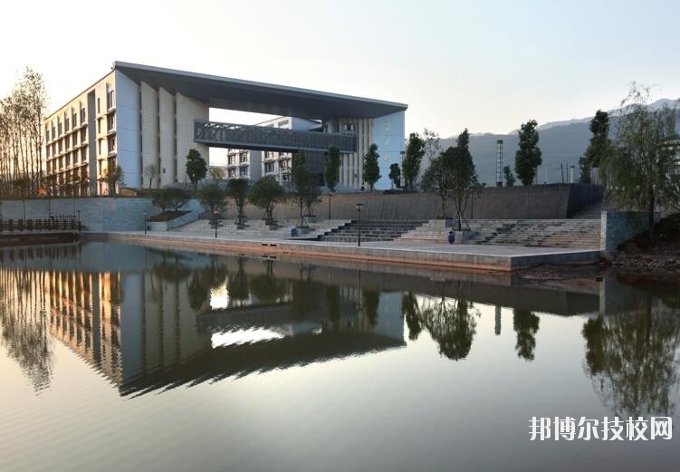 重慶農(nóng)業(yè)機械化學校怎么樣、好不好
