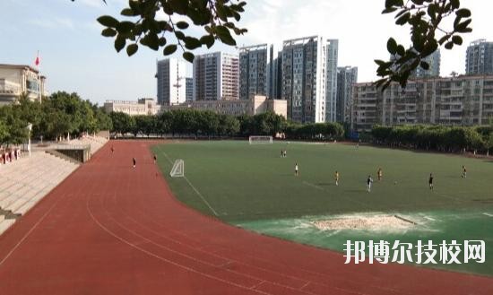 重慶渝北職業(yè)教育中心2020年報名條件、招生要求、招生對象