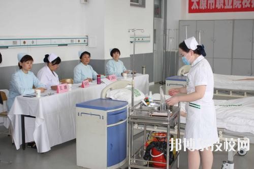 樂(lè)山醫(yī)藥科技學(xué)校高級(jí)技工學(xué)校2020年報(bào)名條件、招生要求、招生對(duì)象