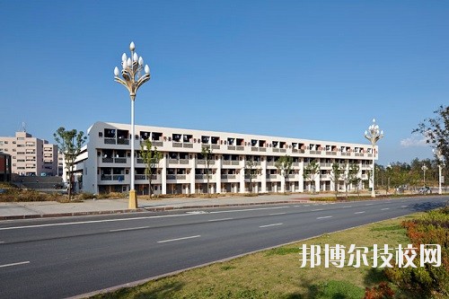 貴州廣播電影電視學(xué)校2020年報(bào)名條件、招生要求、招生對(duì)象