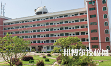 江西新能源技工學(xué)校2020年報(bào)名條件、招生要求、招生對(duì)象
