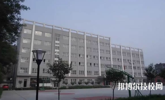 華陰市職業(yè)教育中心2020年報(bào)名條件、招生要求、招生對象 