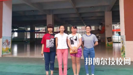 靖遠(yuǎn)職業(yè)中等專業(yè)學(xué)校2020年學(xué)費(fèi)、收費(fèi)多少