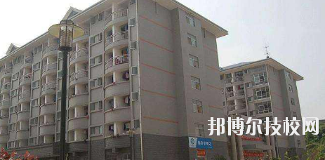 甘肅石化技師學(xué)院2020年學(xué)費(fèi)、收費(fèi)多少