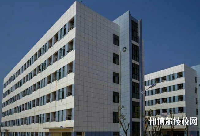 鄱陽衛(wèi)生學校2020年報名條件、招生要求、招生對象 