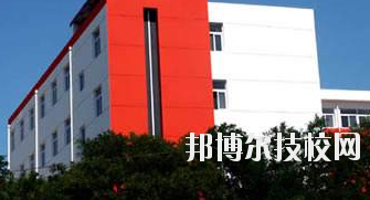 長慶石油學(xué)校2020年報(bào)名條件、招生要求、招生對(duì)象
