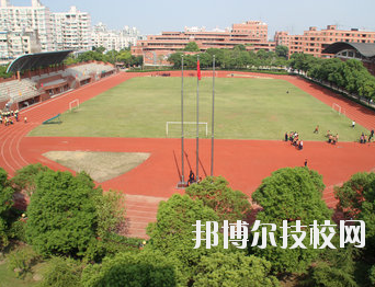 重慶新渝技工學(xué)校2020年報名條件、招生要求、招生對象