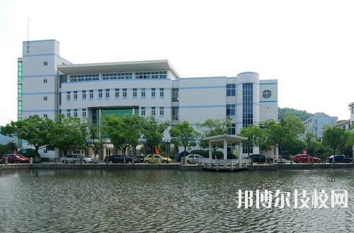 鄞州職業(yè)高級(jí)中學(xué)2020年學(xué)費(fèi)、收費(fèi)標(biāo)準(zhǔn)