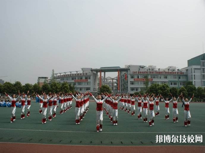 成都實(shí)驗(yàn)商貿(mào)管理學(xué)校2020年報名條件、招生要求、招生對象