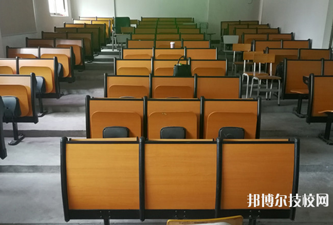 梅州梅鐵職業(yè)技術(shù)學(xué)校2020年報名條件、招生要求、招生對象