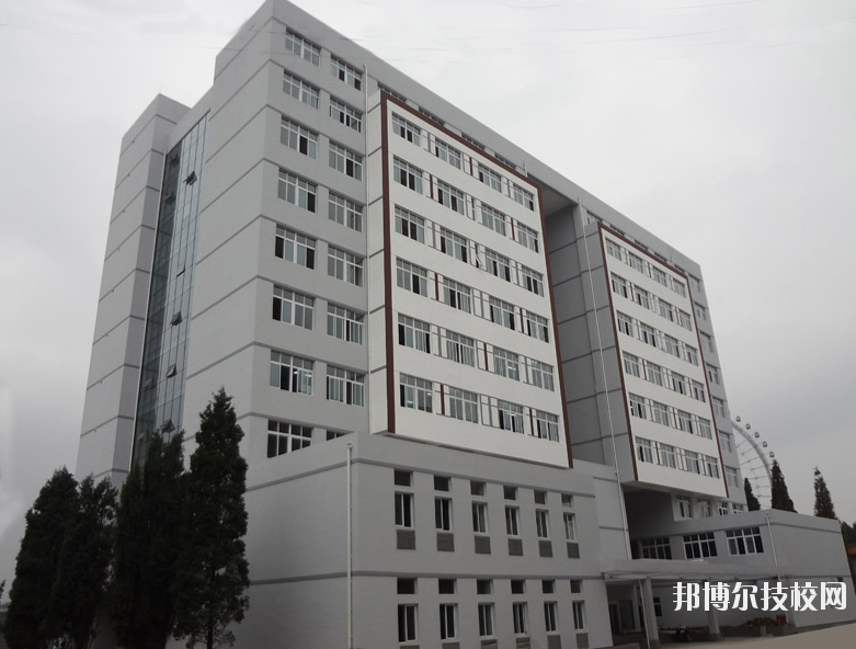 貴陽(yáng)白云職業(yè)技術(shù)學(xué)校2020年報(bào)名條件、招生要求、招生對(duì)象