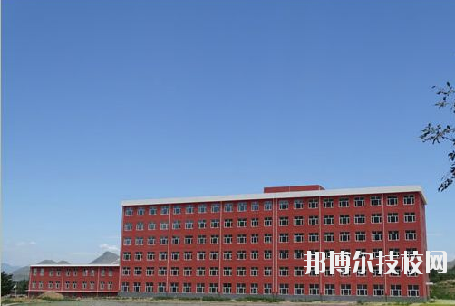 重慶工藝美術(shù)學(xué)校2020年報名條件、招生要求、招生對象