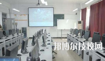瓜州冶金中等專業(yè)學校2020年報名條件、招生要求、招生對象