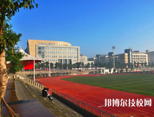 重慶渝中高級職業(yè)學(xué)校2020年報名條件、招生要求、招生對象