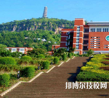 重慶南桐礦業(yè)有限責(zé)任公司技工學(xué)校2020年報名條件、招生要求、招生對象