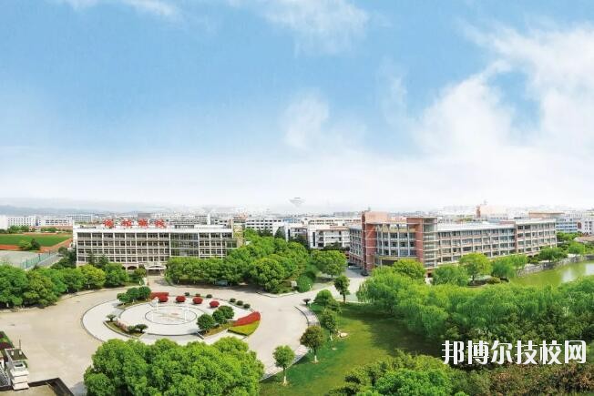 義烏城鎮(zhèn)職業(yè)技術(shù)學校2020年招生簡章