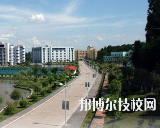重慶益民技工學校2020年報名條件、招生要求、招生對象