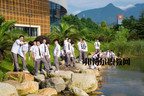江西廬山旅游中等專業(yè)學(xué)校2020年報(bào)名條件、招生要求、招生對(duì)象