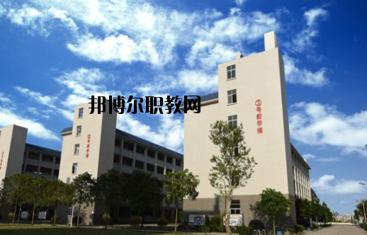 化州職業(yè)技術(shù)學(xué)校2020年報(bào)名條件、招生要求、招生對(duì)象
