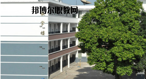 廣西廣播電視學(xué)校2020年報(bào)名條件、招生要求、招生對(duì)象