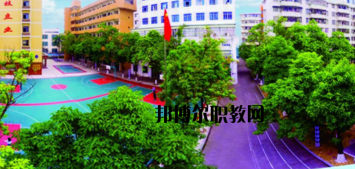 廣西欽州商貿(mào)學(xué)校2020年報(bào)名條件、招生要求、招生對(duì)象 