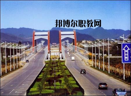 貴州省城鄉(xiāng)建設(shè)學(xué)校怎么樣、好不好