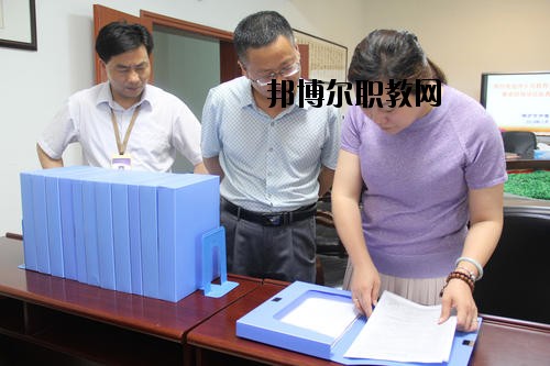 南充外國語中等專業(yè)學(xué)校2020年報(bào)名條件、招生要求、招生對(duì)象