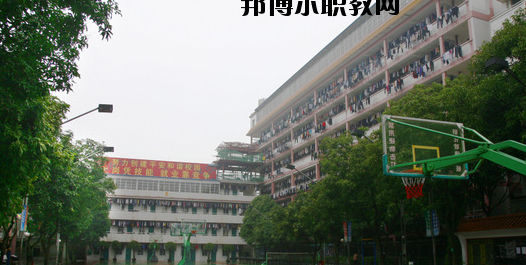 廣西商貿高級技工學校2020年報名條件、招生要求、招生對象