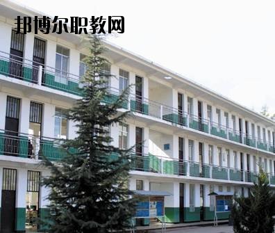 雙柏縣職業(yè)高級(jí)中學(xué)2020年報(bào)名條件、招生要求、招生對(duì)象
