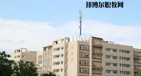 西安培華學(xué)院附屬職業(yè)中等專業(yè)學(xué)校2020年報(bào)名條件、招生要求、招生對(duì)象