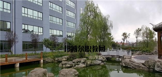息烽縣職業(yè)技術(shù)學(xué)校2020年報名條件、招生要求