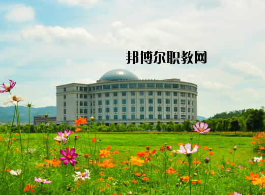 武漢軍需工業(yè)技工學(xué)校怎么樣、好不好