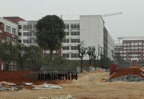 松桃苗族自治中等職業(yè)學(xué)校2020年報名條件、招生要求、招生對象