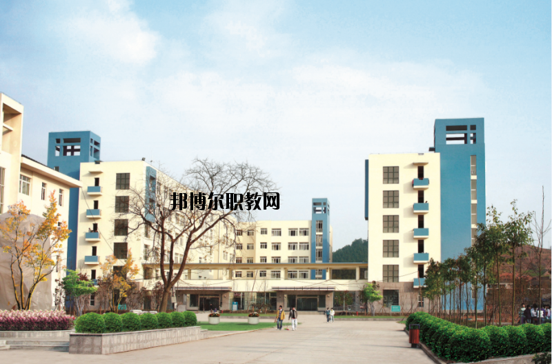 廣元市昭化區(qū)職業(yè)高級(jí)中學(xué)2020年報(bào)名條件、招生要求、招生對(duì)象