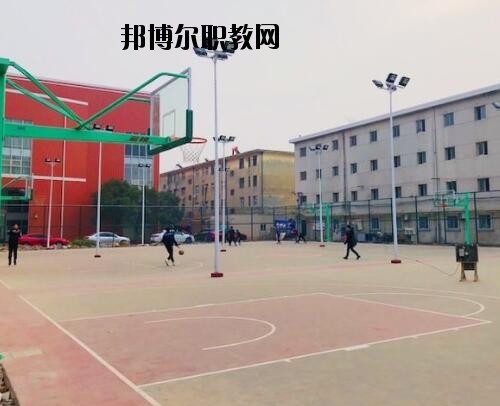 新鄉(xiāng)工業(yè)學校怎么樣、好不好