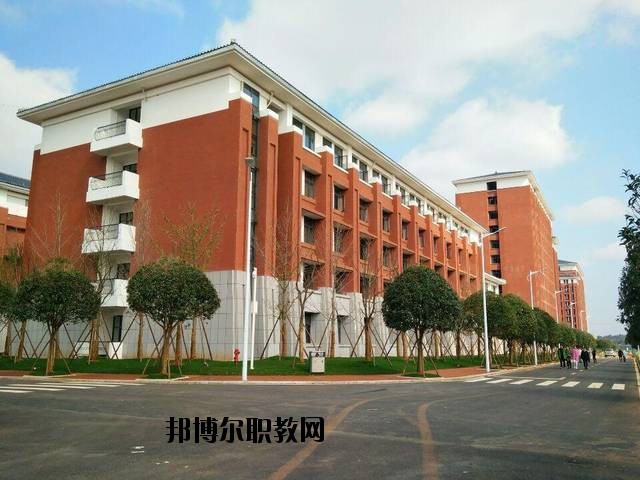 洪湖理工中等職業(yè)學(xué)校怎么樣、好不好