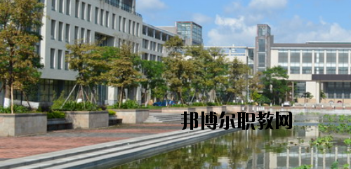 佛山高明區(qū)職業(yè)技術(shù)學(xué)校2020年報名條件、招生要求、招生對象