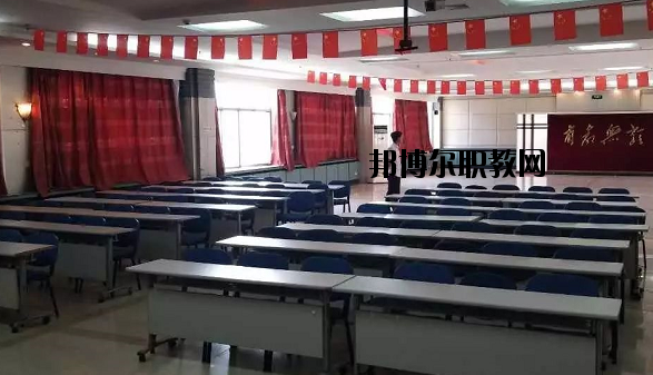 甘肅信息工程技術(shù)中等專業(yè)學(xué)校2020年學(xué)費(fèi)、收費(fèi)多少