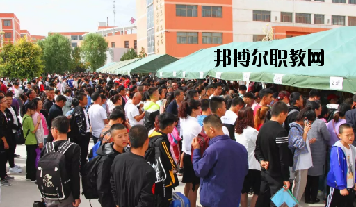 武威涼州區(qū)職業(yè)中等專業(yè)學(xué)校2020年報(bào)名條件、招生要求、招生對(duì)象