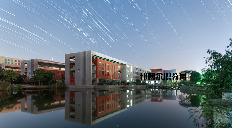 南京航空航天大學(xué)2020年報名條件、招生要求、招生對象