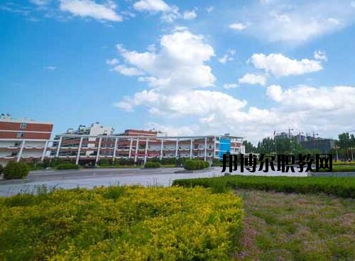 河南經(jīng)濟(jì)管理學(xué)校2021年報(bào)名條件、招生對象